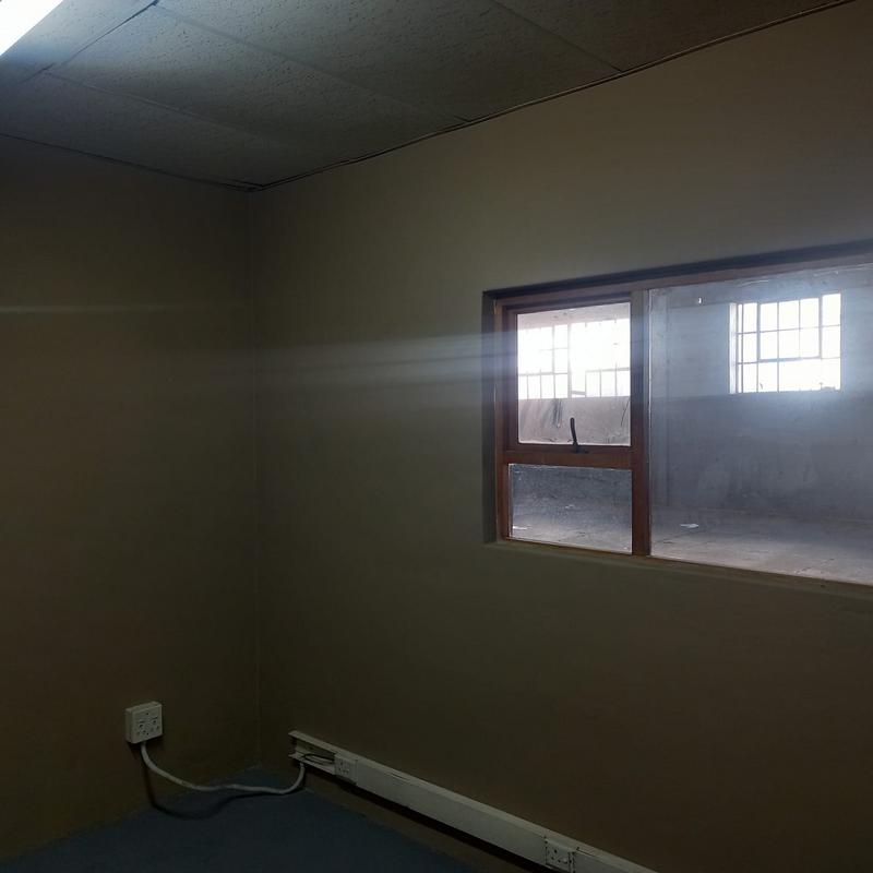 To Let commercial Property for Rent in Neave Industrial Eastern Cape